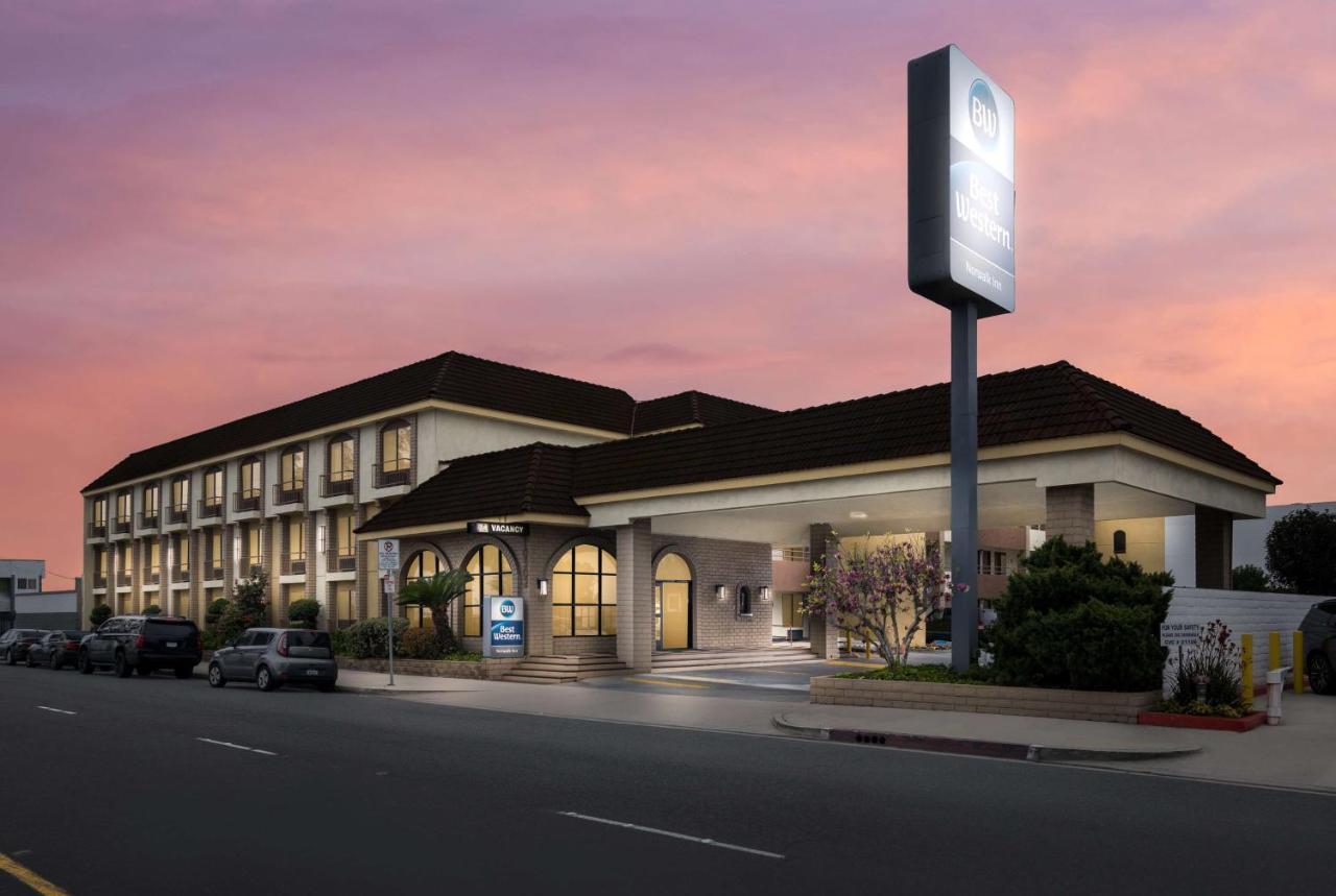 Best Western Norwalk Inn Eksteriør bilde