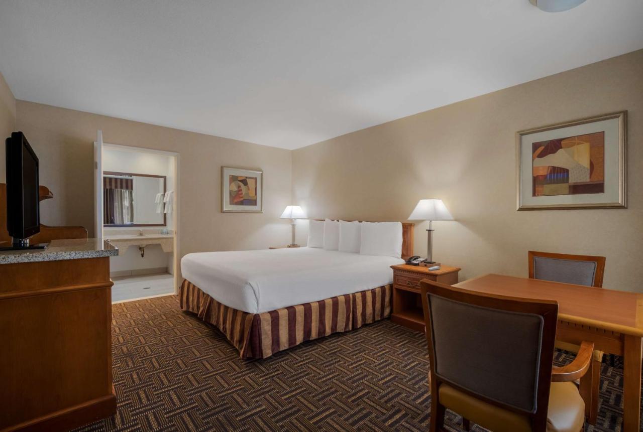 Best Western Norwalk Inn Eksteriør bilde