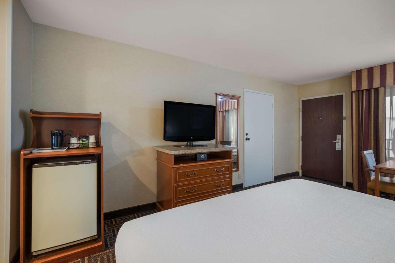 Best Western Norwalk Inn Eksteriør bilde