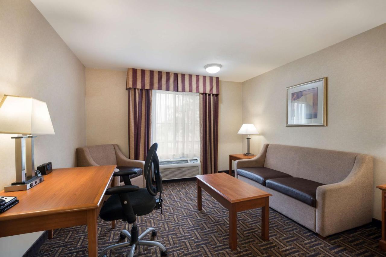 Best Western Norwalk Inn Eksteriør bilde
