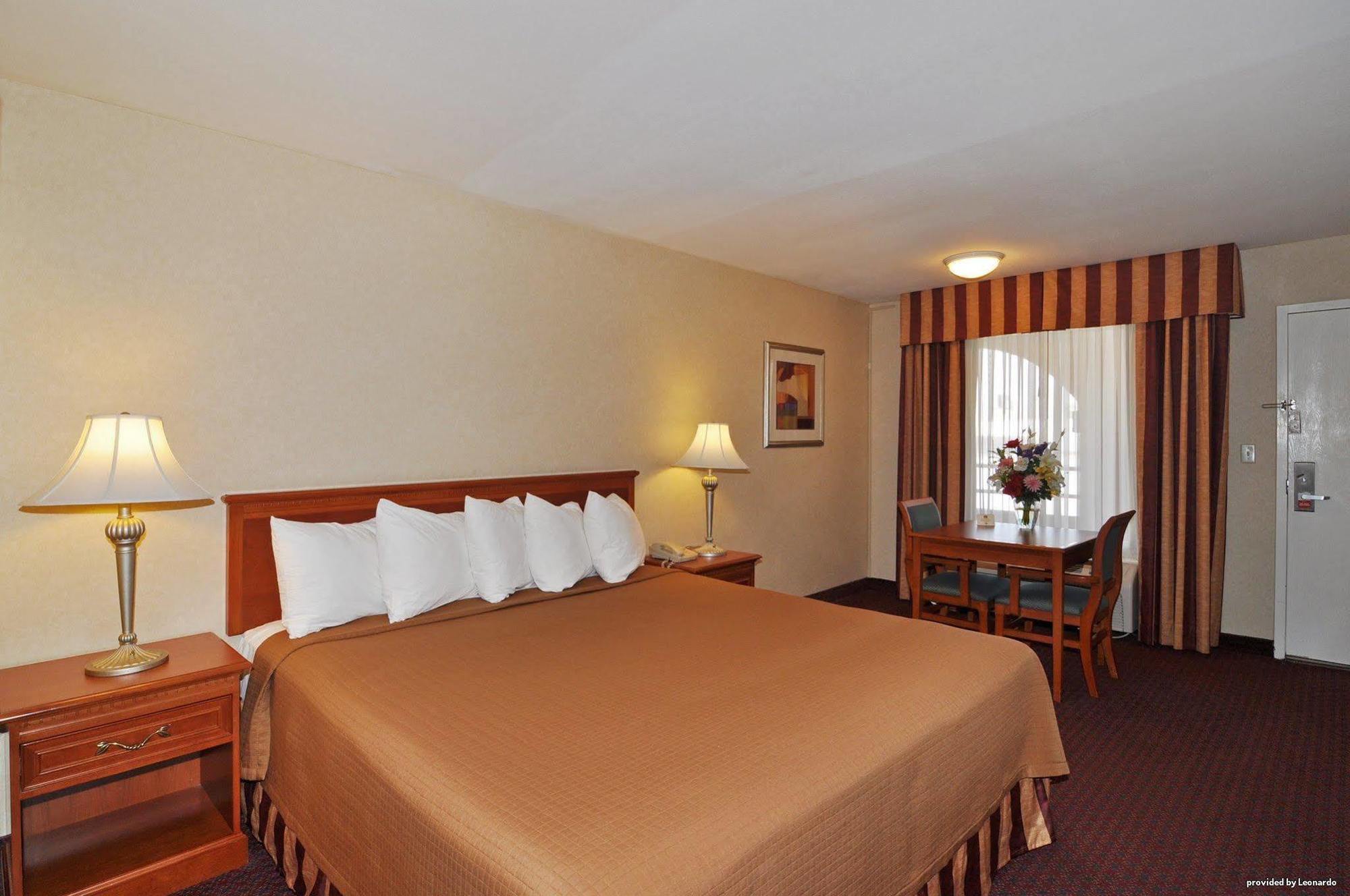 Best Western Norwalk Inn Eksteriør bilde